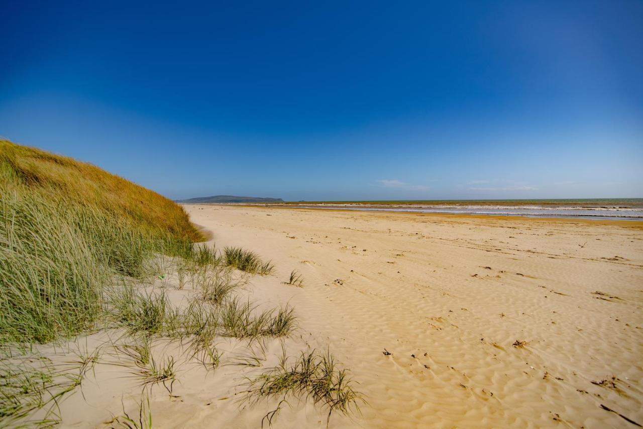 Beach Road Holiday Park Otatara ภายนอก รูปภาพ
