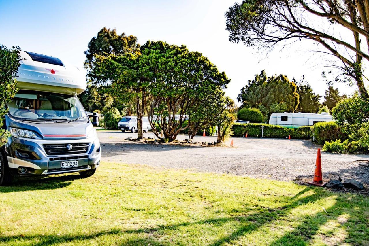 Beach Road Holiday Park Otatara ภายนอก รูปภาพ